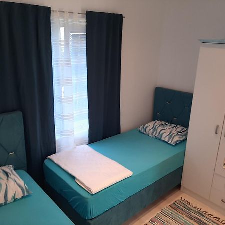 Mirta Apartments Family Farm Budva Ngoại thất bức ảnh