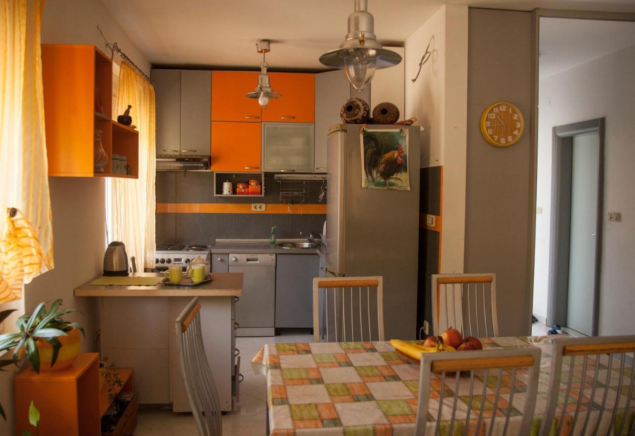 Mirta Apartments Family Farm Budva Ngoại thất bức ảnh