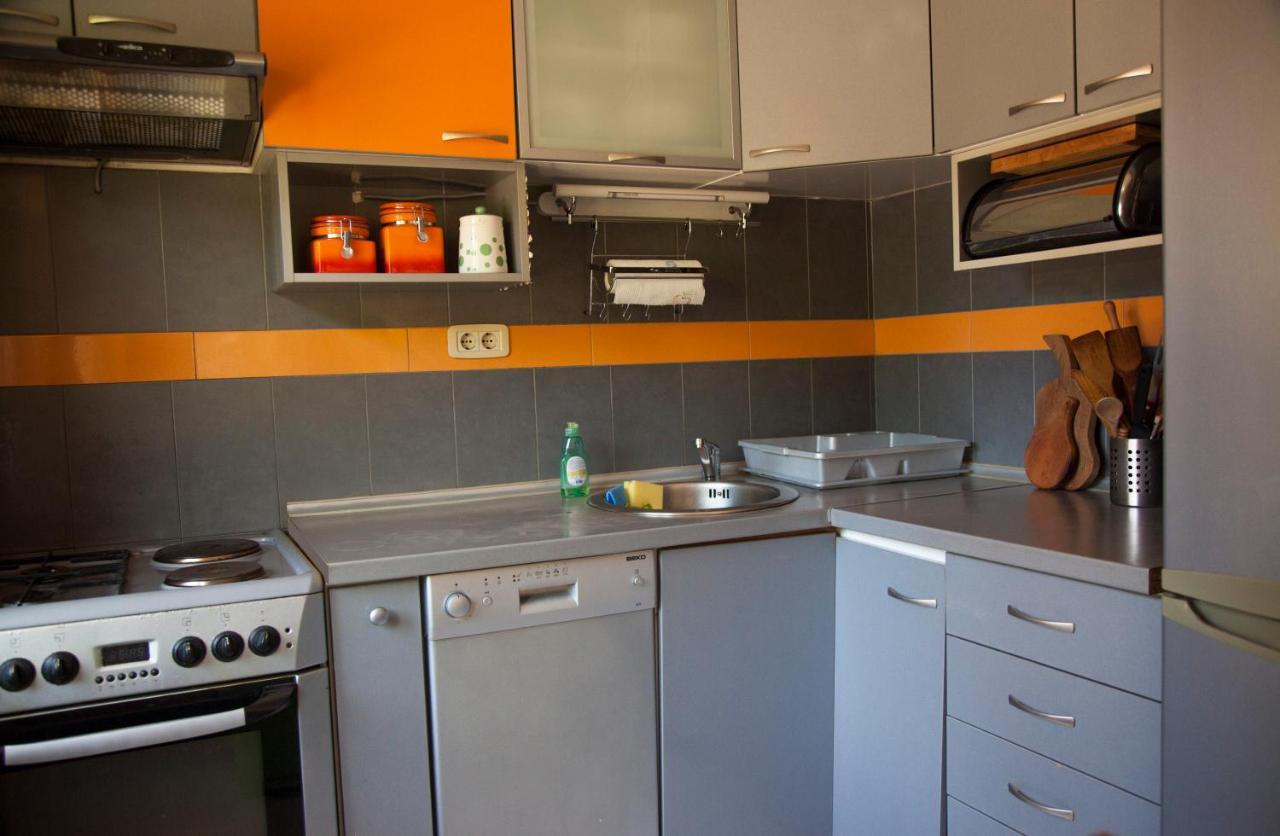Mirta Apartments Family Farm Budva Ngoại thất bức ảnh