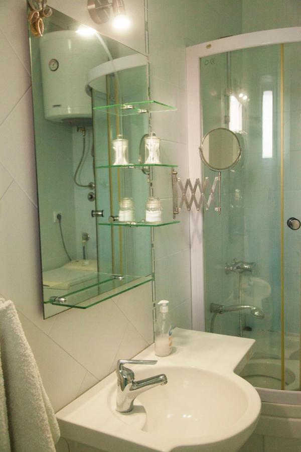 Mirta Apartments Family Farm Budva Ngoại thất bức ảnh