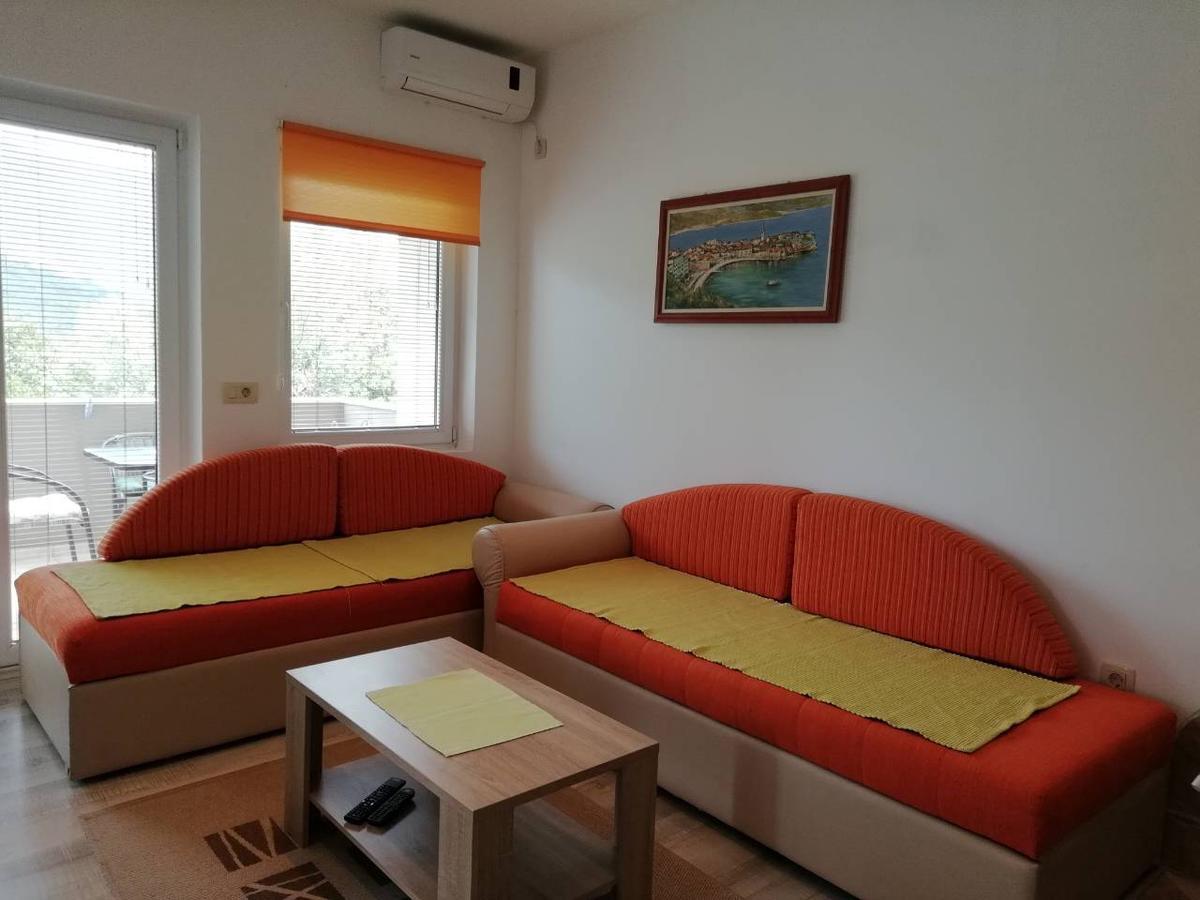 Mirta Apartments Family Farm Budva Ngoại thất bức ảnh