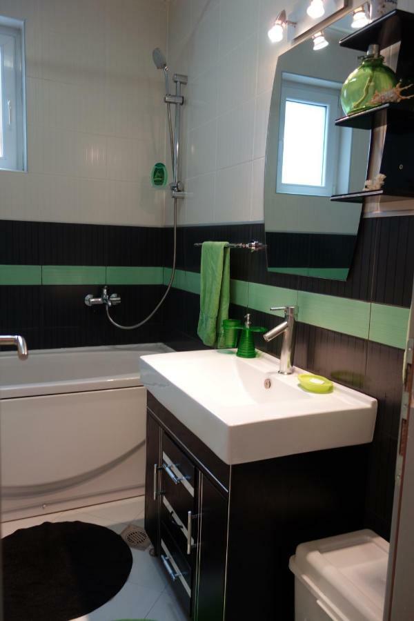 Mirta Apartments Family Farm Budva Ngoại thất bức ảnh